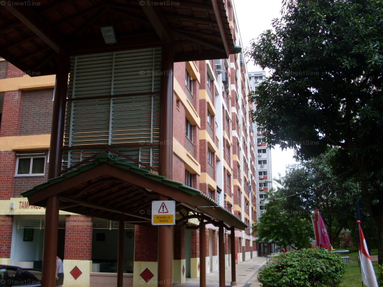Tampines Street 81 thumbnail photo